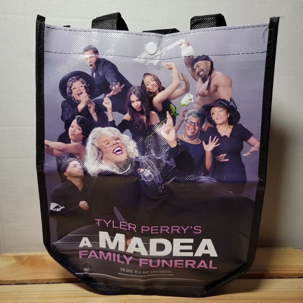 Tyler Perry's A Madea Family Funeral Reusable Bag w/ Snap Small. NWOT
